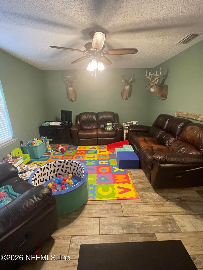 2946 Longleaf Ranch Cir, Middleburg, FL 32068