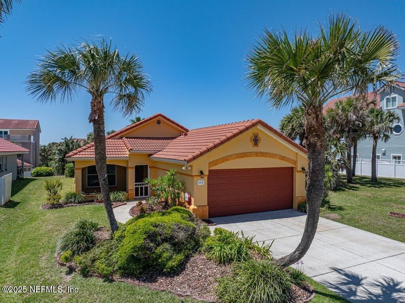 1417 Central Ave, Flagler Beach, FL 32136