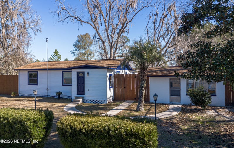 18273 Sr 16 , Starke, FL 32091