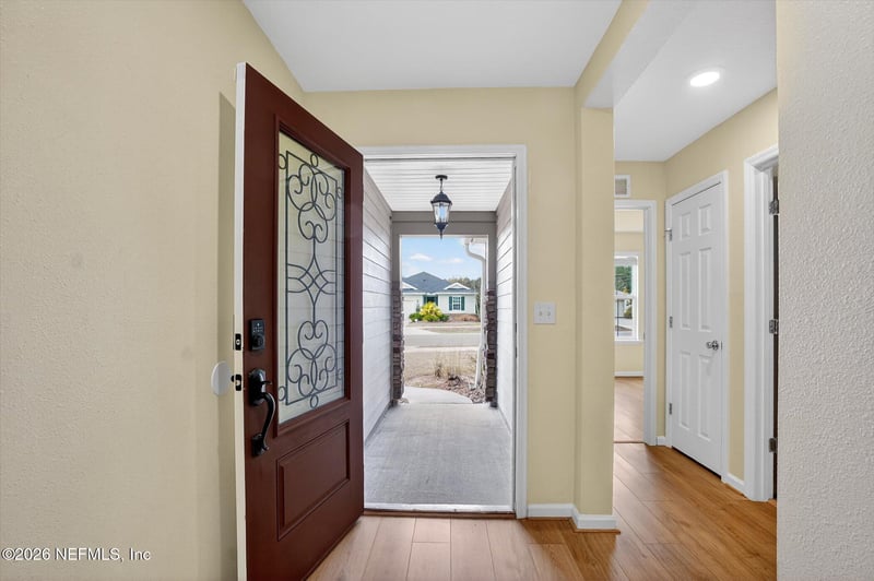 6517 Sandler Lakes Dr, Jacksonville, FL 32222