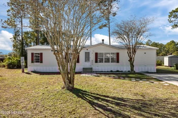 6109 5th Manor, Palatka, FL 32177