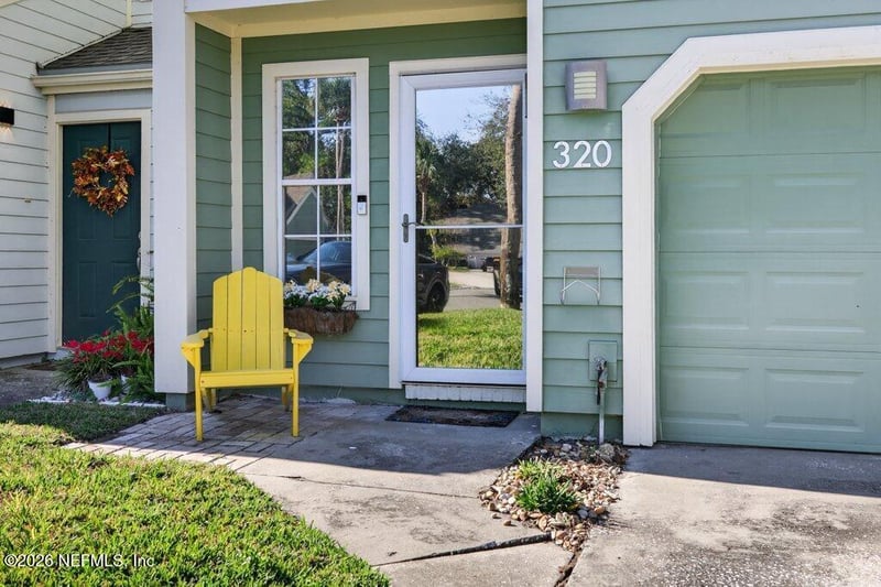 320 Sunrise Cir, Neptune Beach, FL 32266