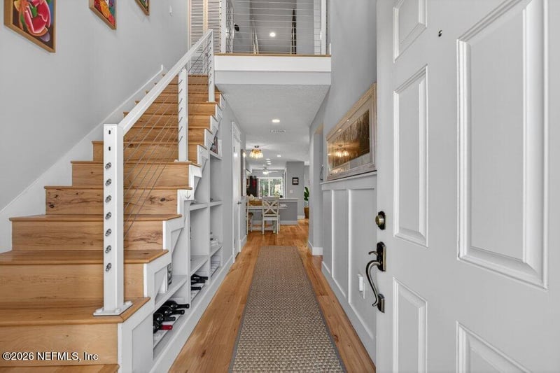 320 Sunrise Cir, Neptune Beach, FL 32266