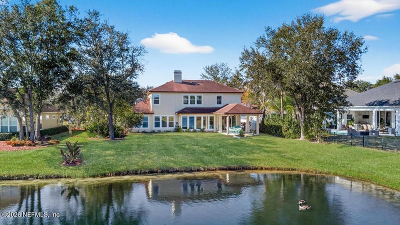 863 Dorchester Dr, St Johns, FL 32259