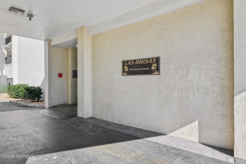 601 1st St #6H, Jacksonville Beach, FL 32250