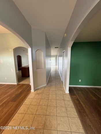 9266 Prosperity Lake Dr, Jacksonville, FL 32244