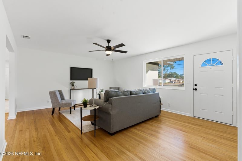 8551 Lamanto Ave, Jacksonville, FL 32211