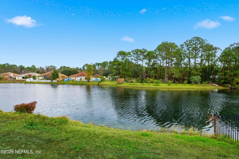 2009 Willesdon Dr, Jacksonville, FL 32246