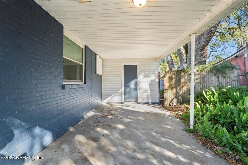 5395 Poppy Dr, Jacksonville, FL 32205