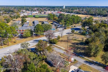 4977 Connors St, Jacksonville, FL 32207