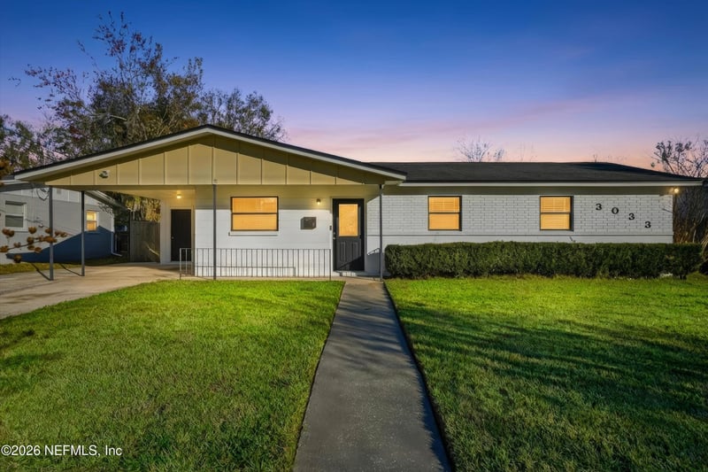 3033 Scotty Dr, Jacksonville, FL 32216
