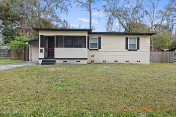 10533 Arendal Rd, Jacksonville, FL 32218