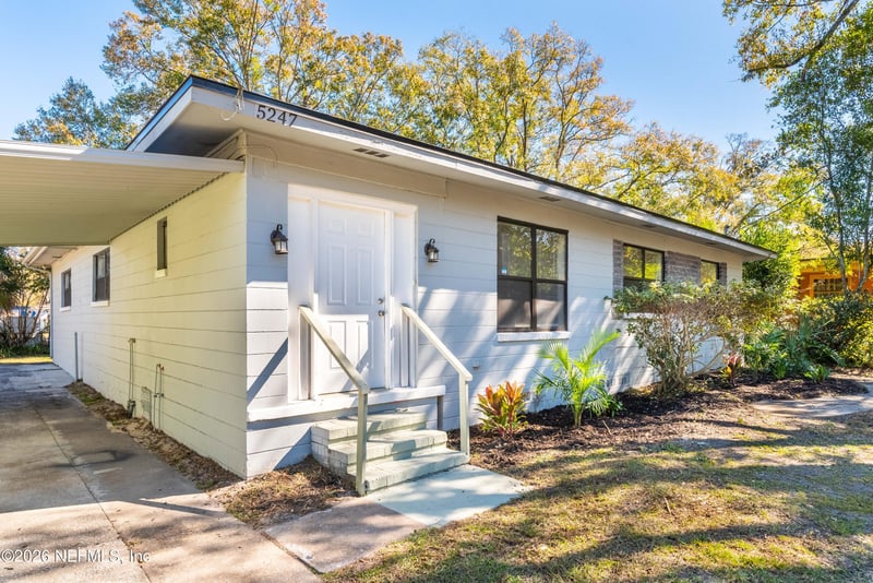 5247 Cleveland Rd, Jacksonville, FL 32209