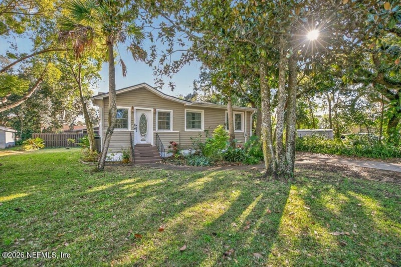 1636 Lower 4th Ave, Jacksonville Beach, FL 32250