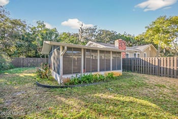 1636 Lower 4th Ave, Jacksonville Beach, FL 32250