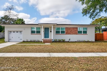 3256 Fruitwood Ln, Jacksonville, FL 32277