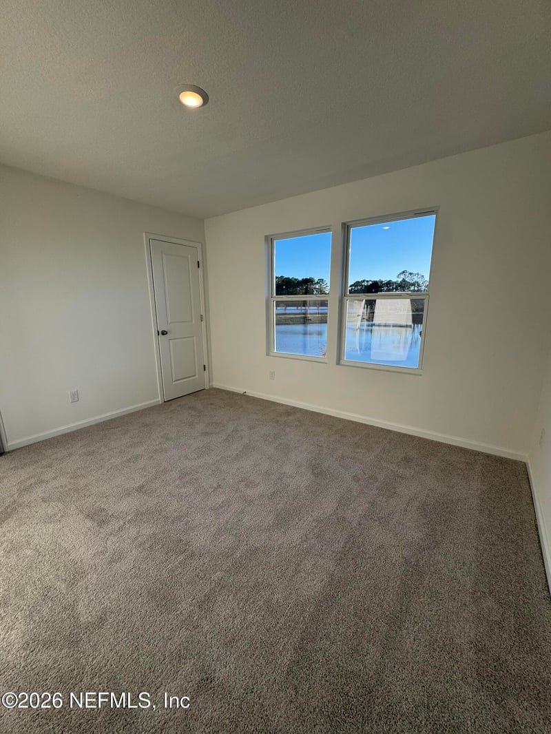 534 Trout Run Rd, Jacksonville, FL 32218