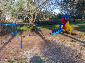 8904 Canopy Oaks Dr, Jacksonville, FL 32256