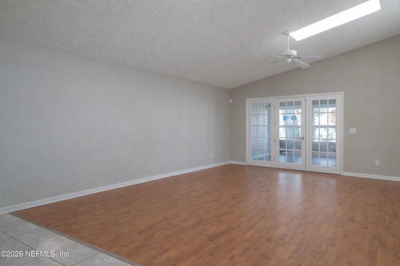 8226 Lake Woodbourne Dr, Jacksonville, FL 32217