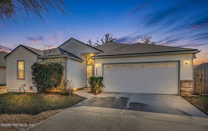 7934 Campbell Town Ct, Jacksonville, FL 32244