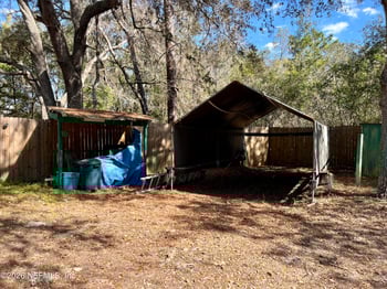 108 Sand Lake Dr, Pomona Park, FL 32181