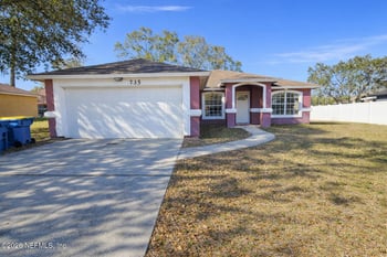 735 Chestnut Oak Dr, Jacksonville, FL 32218
