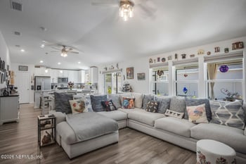 402 Red Dahlia Ln, Jacksonville, FL 32218