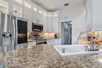 13118 Brians Creek Dr, Jacksonville, FL 32224