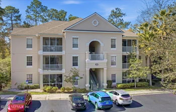 8601 Beach Blvd #206, Jacksonville, FL 32216