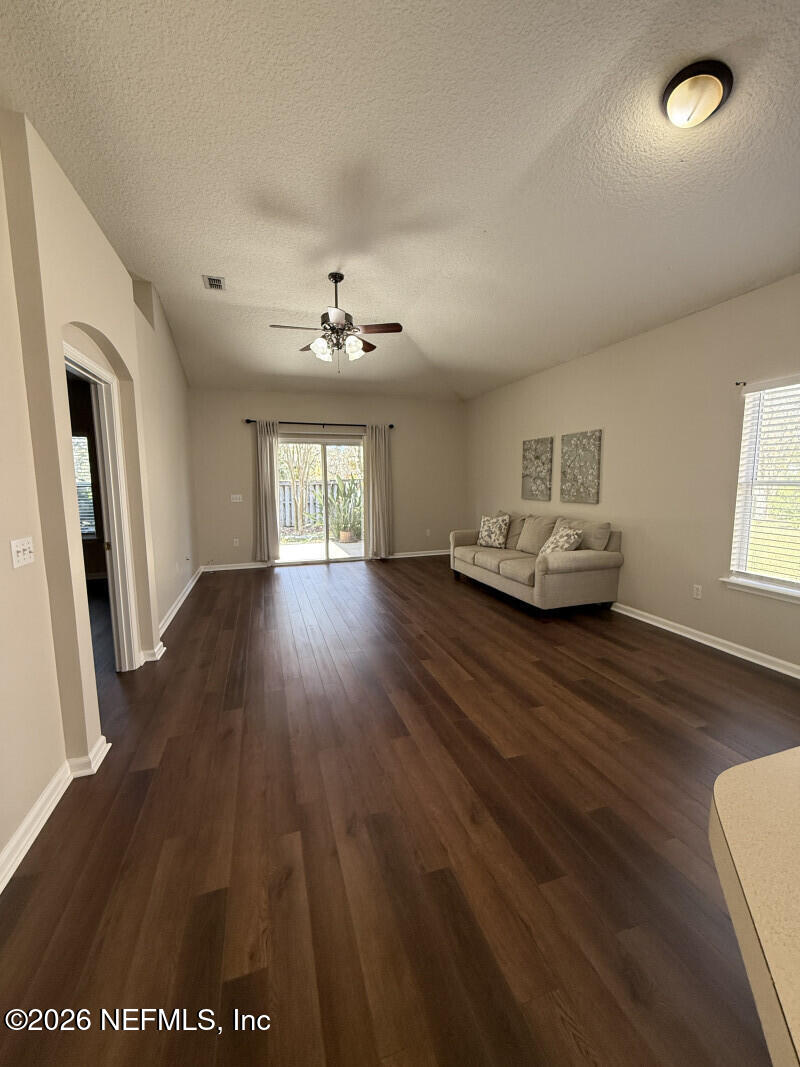 2382 Old Pine Trl, Fleming Island, FL 32003