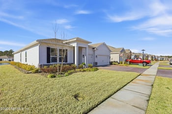 75197 Pondside Ln, Yulee, FL 32097