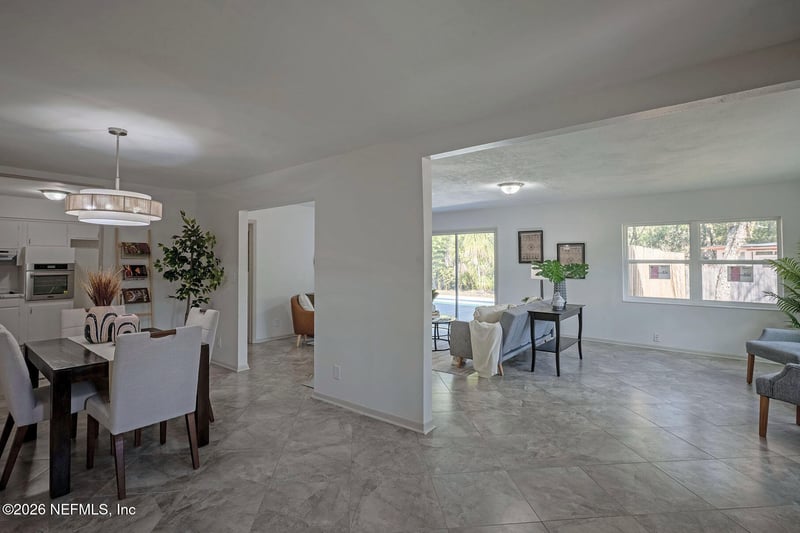 4302 Ish Brant Ct, Jacksonville, FL 32210