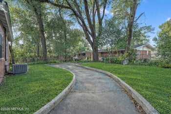 449 Sunset Dr, Jacksonville, FL 32208