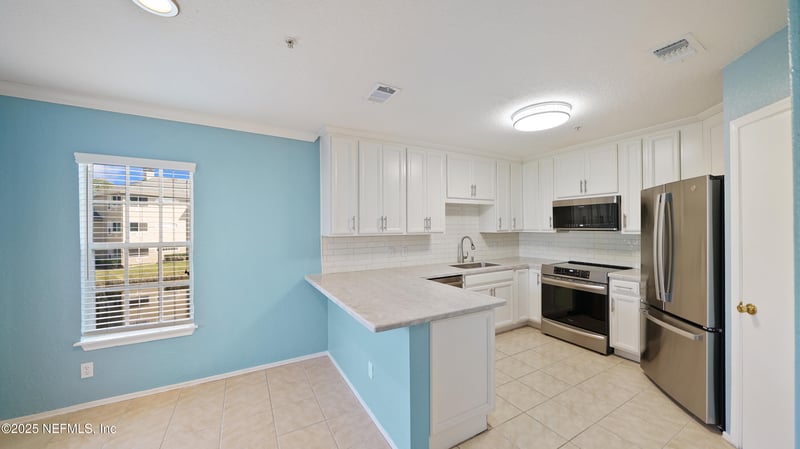 1701 The Greens Way #424, Jacksonville Beach, FL 32250