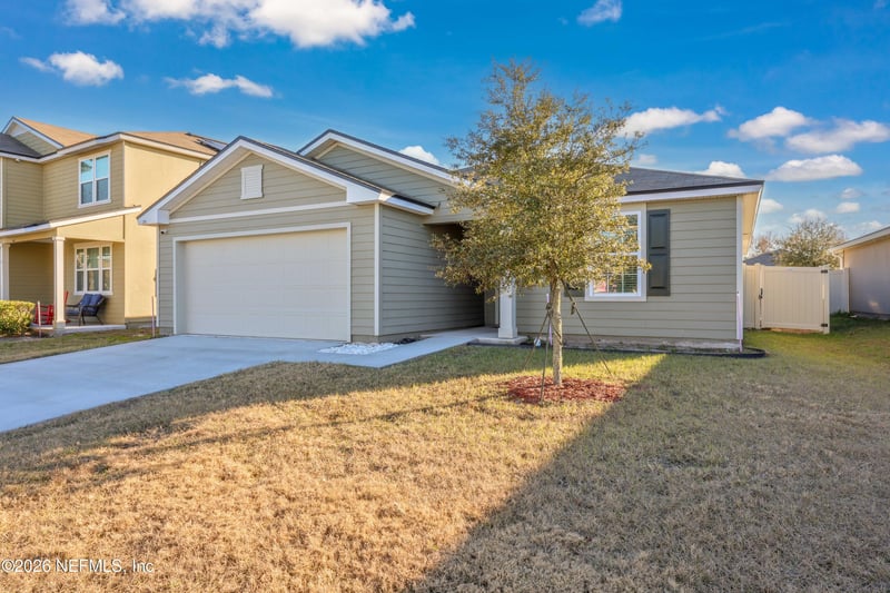 2190 Willow Springs Dr, Green Cove Springs, FL 32043