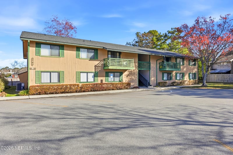 3765 Crown Point Rd #9, Jacksonville, FL 32257