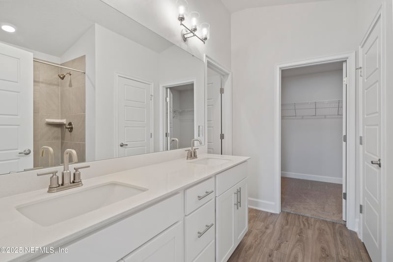 3358 Meadow Ridge Pl, Green Cove Springs, FL 32043