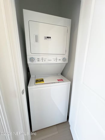 585 Holly Lakes Dr, Orange Park, FL 32073