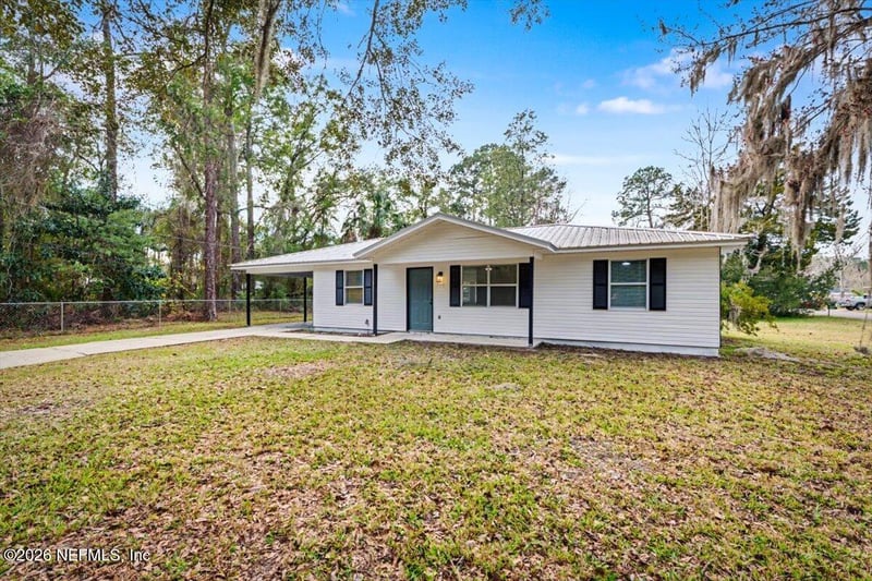 20 Vermont Ave, Green Cove Springs, FL 32043