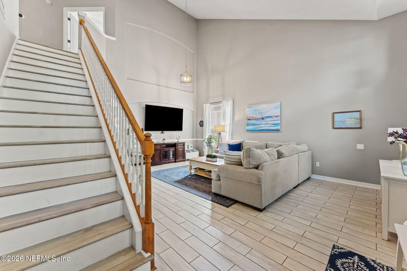 563 Longmill Ln, Orange Park, FL 32065