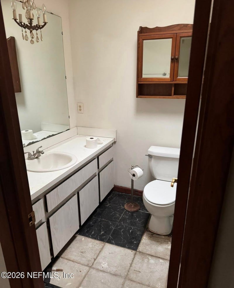 943 Noah Rd, Jacksonville, FL 32218