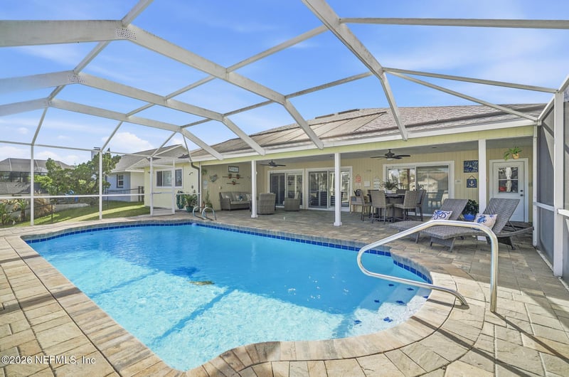 1 Cloverdale Ct, Palm Coast, FL 32137