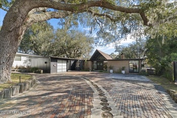 1649 Brookside Cir, Jacksonville, FL 32207