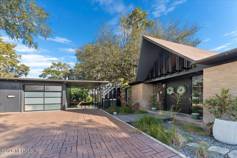 1649 Brookside Cir, Jacksonville, FL 32207