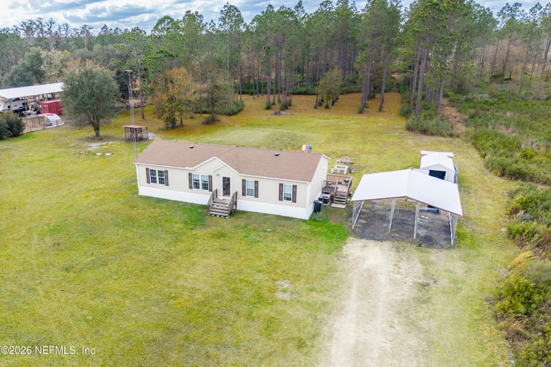 11222 106th Ave, Hampton, FL 32044