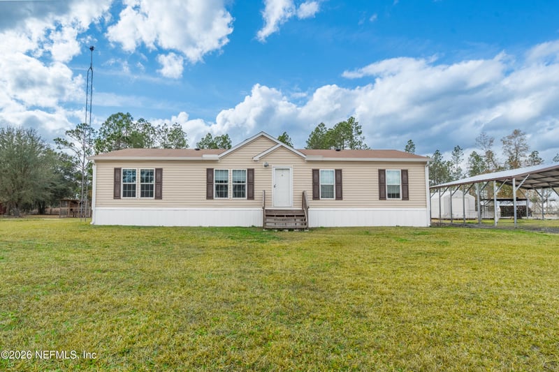 11222 106th Ave, Hampton, FL 32044