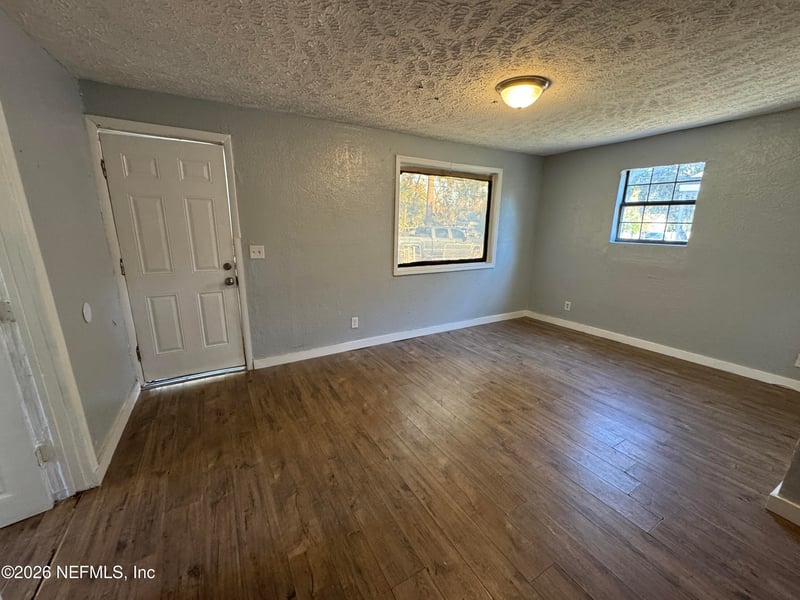 7936 Siskin Ave, Jacksonville, FL 32219