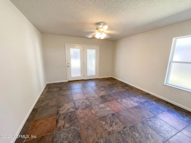 5227 Ellen Ct, St Augustine, FL 32086