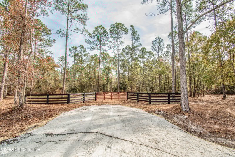 14320 C R 124, Sanderson, FL 32087