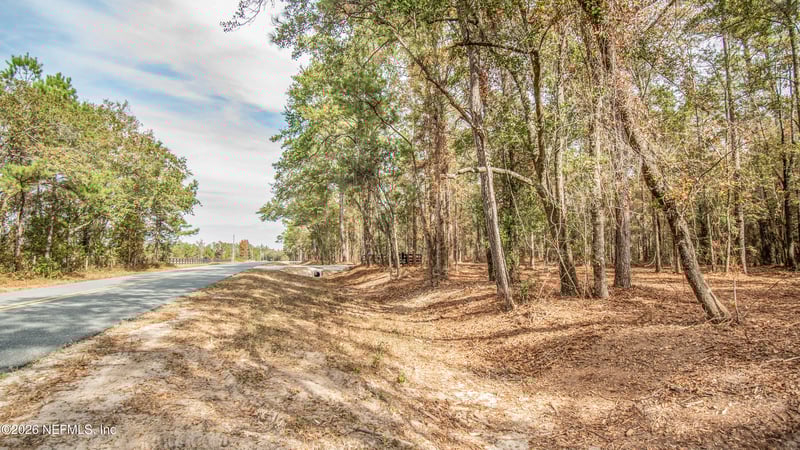 14374 C R 124, Sanderson, FL 32087